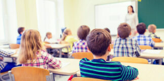Polonia | Ministrul Educației spune că unii părinți sunt „toxici” pentru copiii lor. „Educația pentru sănătate“ devine obligatorie în școli și înlocuiește „Educația pentru viața de familie“