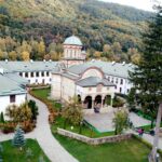 Calendarul zilei 18 mai: 638 de ani de la sfințirea bisericii Mănăstirii Cozia, ctitorie a lui Mircea cel Bătrân