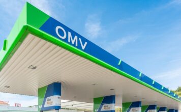 Șeful OMV: Am putea rămâne fără carburanți. Trebuie să conducem mai puțin! Cine nu vrea să plătească, să meargă pe jos