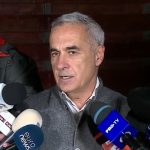 Călin Georgescu: De 35 de ani, România este tratată ca o pradă și pierde oportunități pe care le-ar putea valorifica. Eu nu renunț și nu cedez. Să stăm fermi în valorile care ne au ținut uniți și ne au făcut puternici: Dumnezeu, patrie, familie, onoare