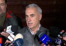 Călin Georgescu: De 35 de ani, România este tratată ca o pradă și pierde oportunități pe care le-ar putea valorifica. Eu nu renunț și nu cedez. Să stăm fermi în valorile care ne au ținut uniți și ne au făcut puternici: Dumnezeu, patrie, familie, onoare