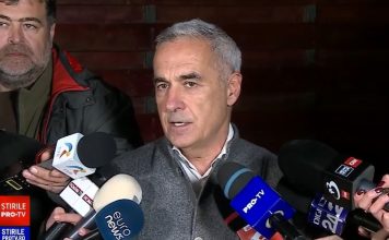 Călin Georgescu: De 35 de ani, România este tratată ca o pradă și pierde oportunități pe care le-ar putea valorifica. Eu nu renunț și nu cedez. Să stăm fermi în valorile care ne au ținut uniți și ne au făcut puternici: Dumnezeu, patrie, familie, onoare