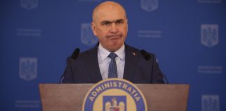 Non-politica unei non-țări