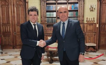 Euro a depășit pragul de 5,1 lei: În spațiul public se acreditează ideea că ar fi din cauza debarcării Guvernului Bolojan | Românii au fost speriați cu aceeași marotă și la alegerile prezidențiale din 2025