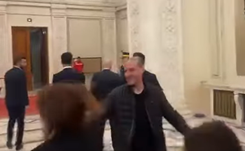 VIDEO | Derapaj democratic grav în România. Ilie Bolojan și-a pus aghiotanții să-l apere de presă: Jurnaliștii au fost bruscați și îmbrânciți ca nu cumva să îi pună vreo întrebare incomodă