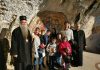 Mitropolitul Teofan al Moldovei a participat la hramul Mănăstirii Ostrog (Muntenegru), mănăstirea favorită a lui Novak Djokovici